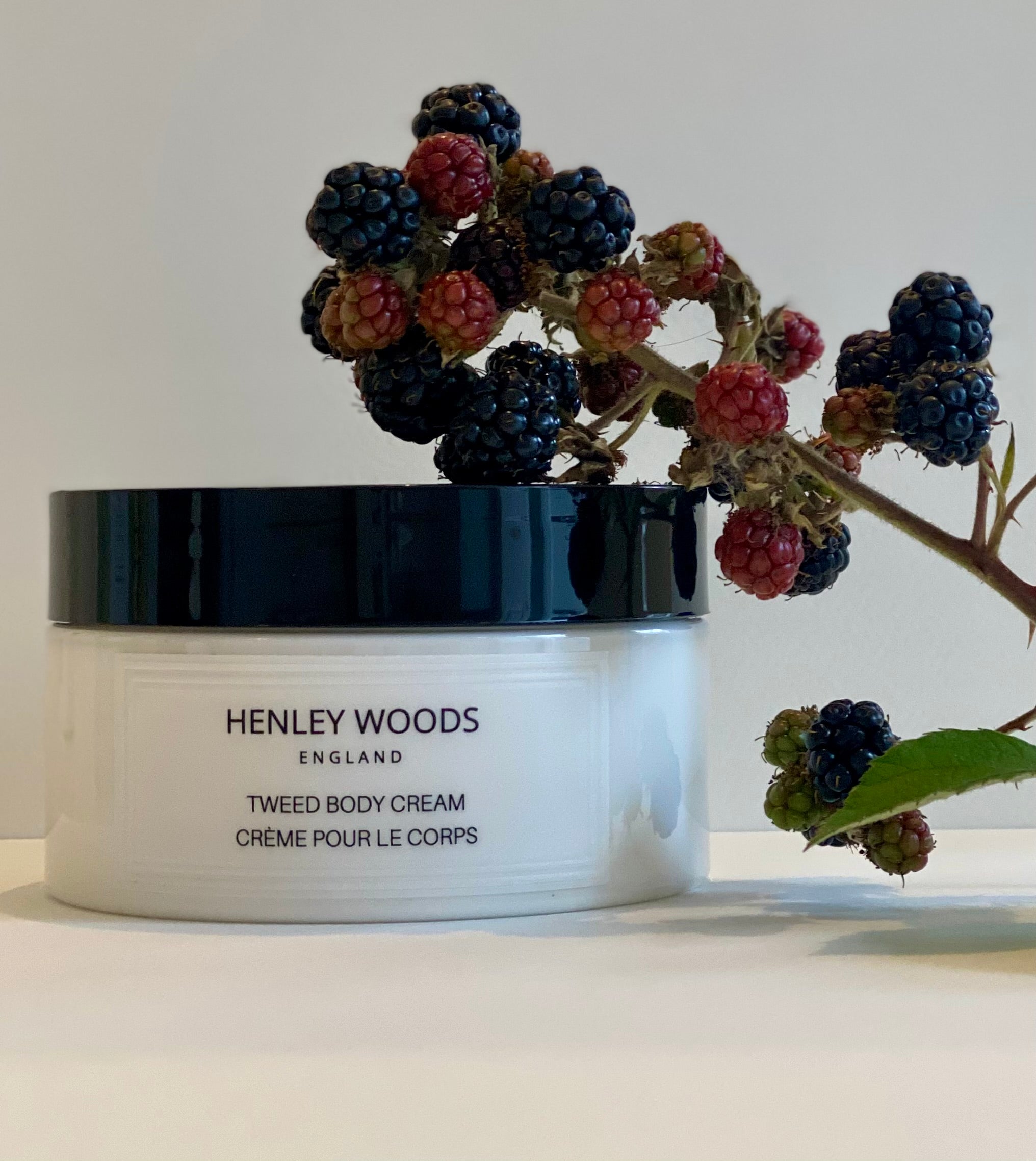 TWEED BODY CREAM