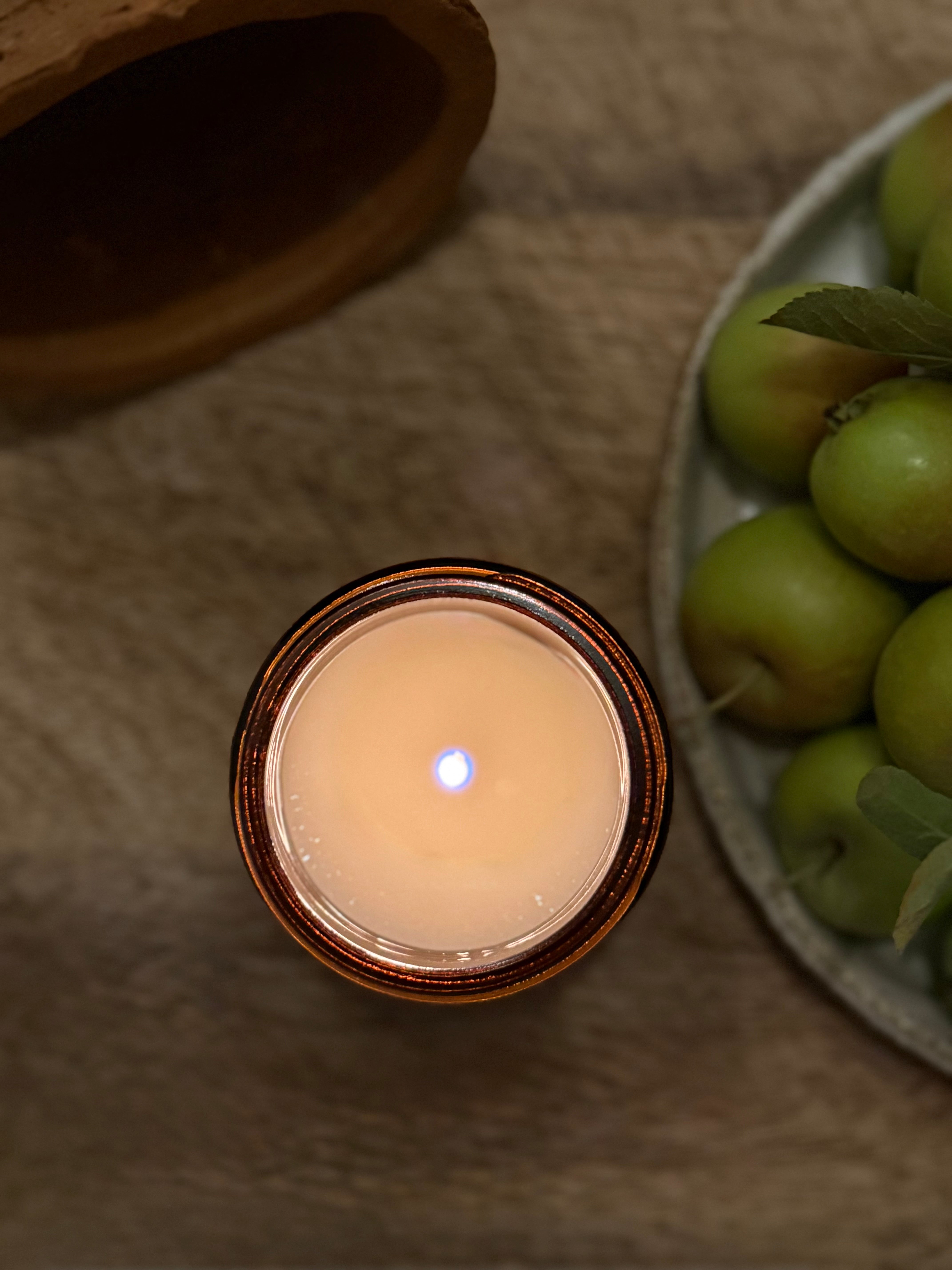 Apotheca Apple Cinnamon Candle